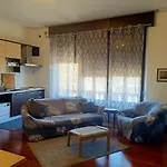 Trifora In Palazzo D\'Epoca